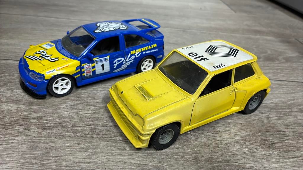 Polistil Renault 5 turbo Burago Ford escort rs cosworth, Hobby en Vrije tijd, Ophalen of Verzenden, Gebruikt, Auto, Bburago