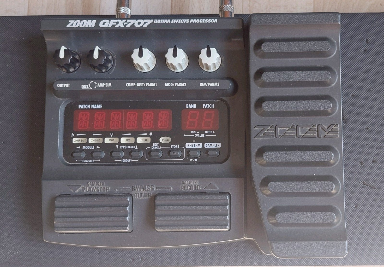 Zoom GFX-707 Gitaar Multi-effect Processor, Ophalen of Verzenden, Gebruikt, Delay of Echo