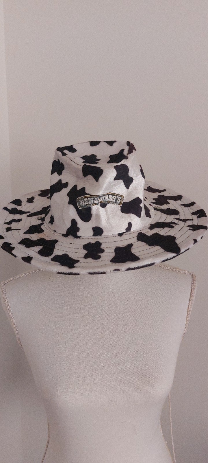 Ben & Jerry's koeienprint hoed, Ben & Jerry's, 55 cm (S, 6⅞ inch) of minder, Hoed, Ophalen of Verzenden