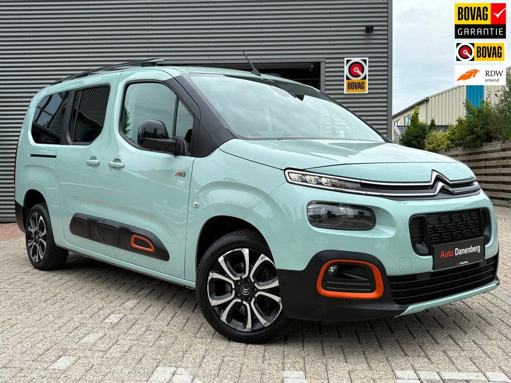 Citroen Berlingo XL 1.2 PureTech Shine XTR! 7-PERSAUTOMAAT,C, Auto's, Stof, Zwart, 1199 cc, Origineel Nederlands