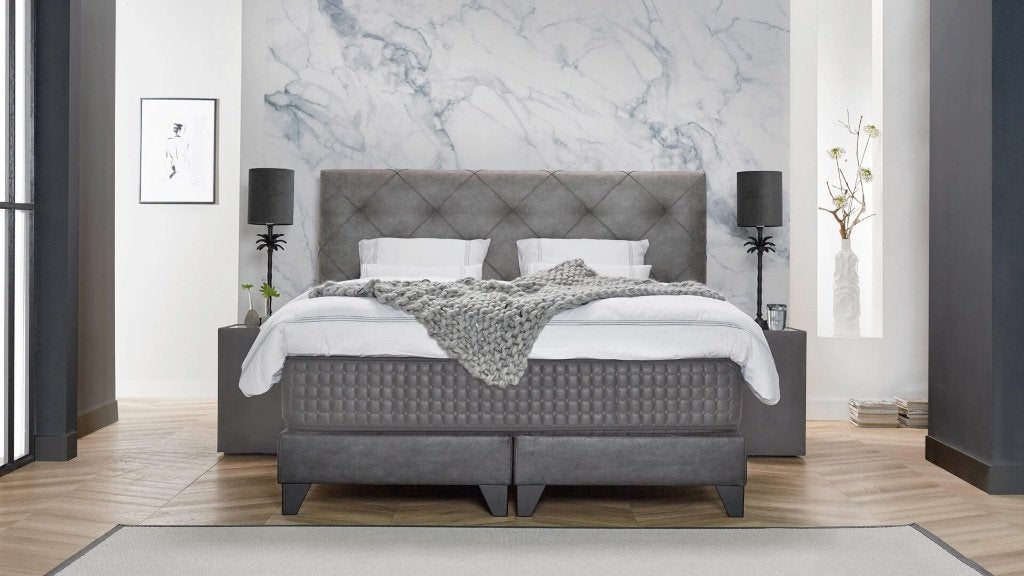 Serta Magnifique matras + topper, Huis en Inrichting, Ophalen, Gebruikt, Tweepersoons, Matras
