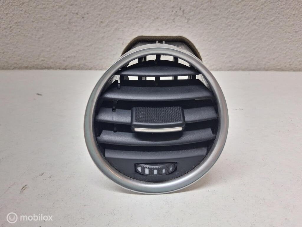 Luchtrooster Lv Seat Exeo 3R 2.0 TSI ('09-'13) 3R0820901, Gebruikt, Ophalen of Verzenden, Seat, Seat