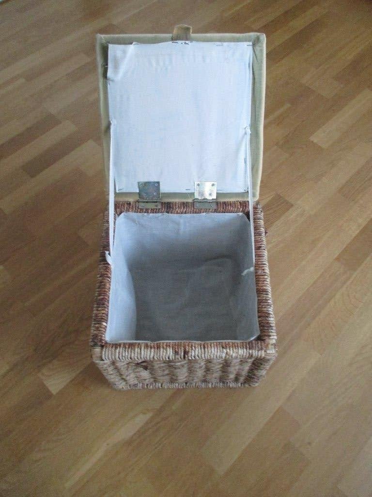 Opbergmand met deksel., Huis en Inrichting, Woonaccessoires | Schalen en Manden, Ophalen, Mand, Vierkant, Zo goed als nieuw
