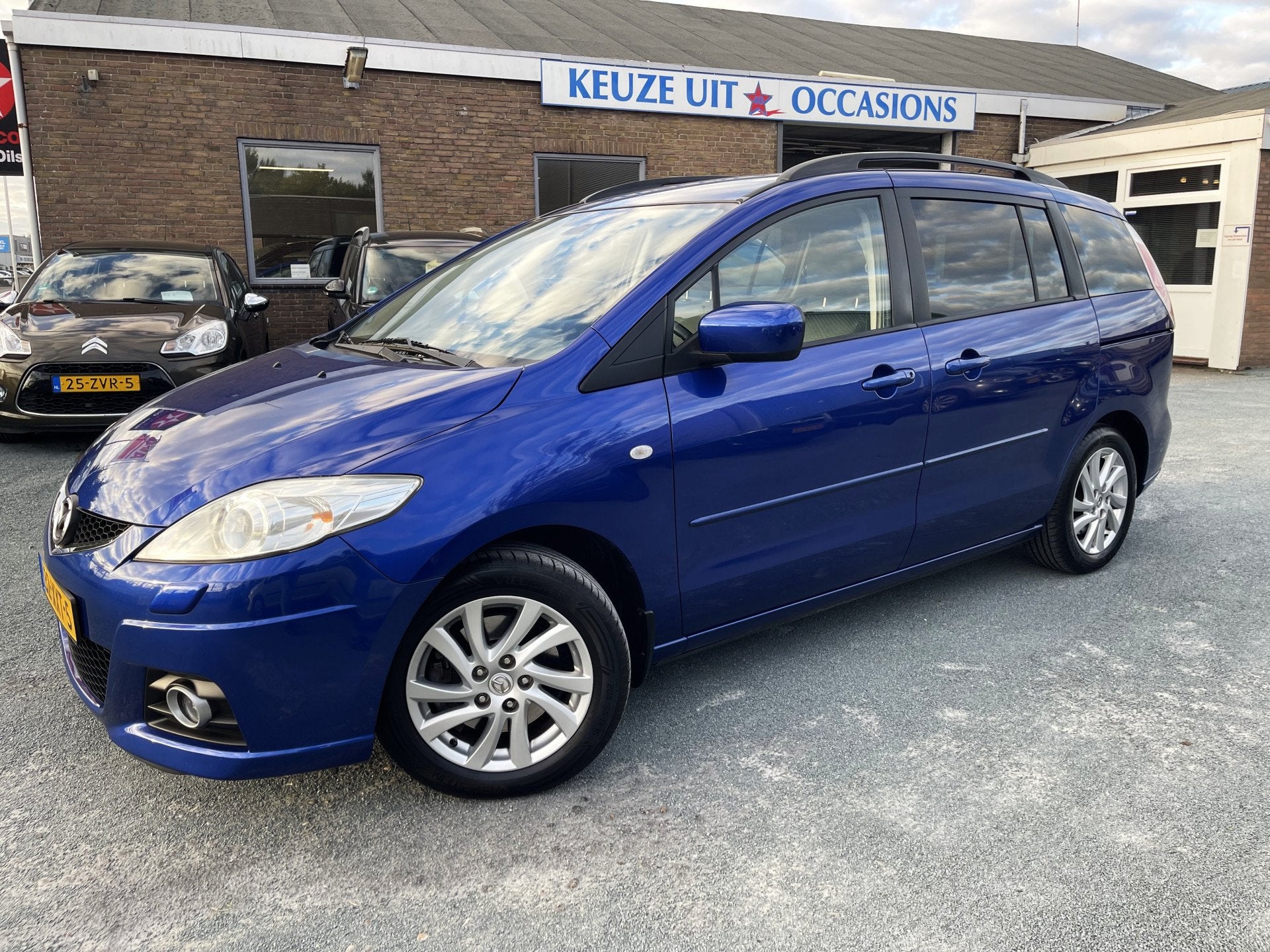 Mazda 5 2.0 Touring 7 personen Super nette auto (bj 2008), Auto's, Gebruikt, Zwart, 4 cilinders, Blauw