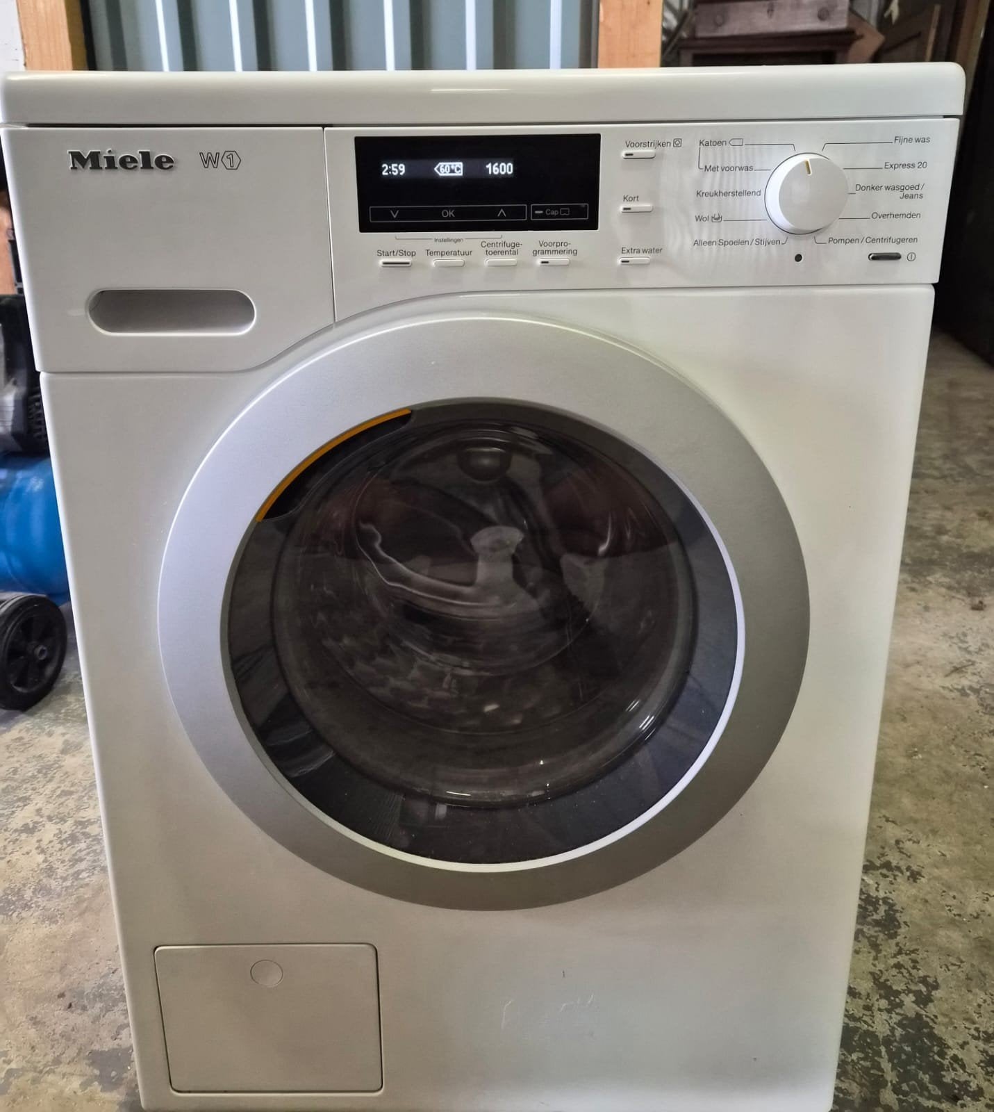 wasmachine Miele 8 kg trommel, 1600 toeren, Ophalen, Gebruikt, Minder dan 85 cm, 8 tot 10 kg