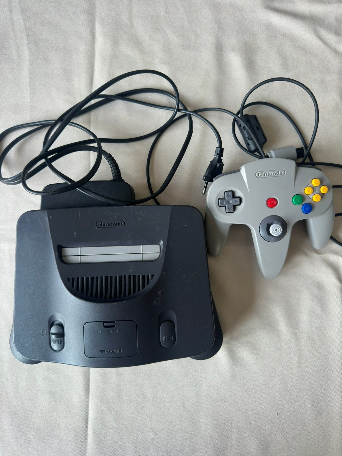 Originele Nintendo 64 (N64) Console met Controller en Kabels, Ophalen, Zo goed als nieuw, Met 1 controller