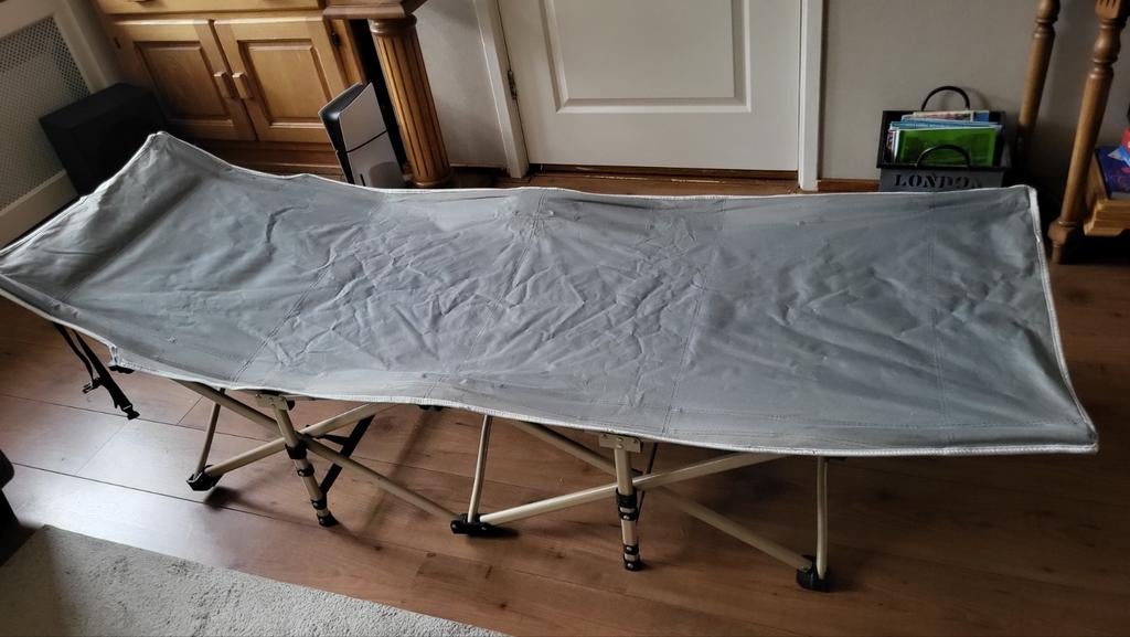 Opvouwbaar stretcher ligbed - 2 jaar oud,, Ophalen of Verzenden, Gebruikt, Overige