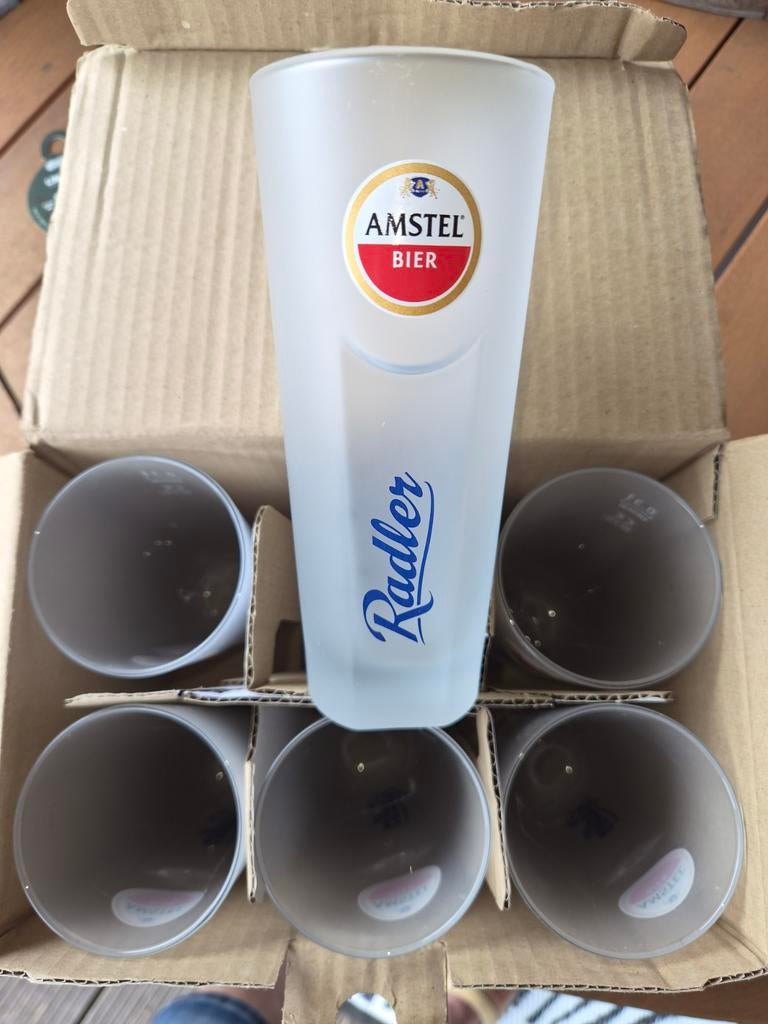 Set van 6 Amstel Radler bierglazen, nieuw in doos, Verzamelen, Glas en Borrelglaasjes, Nieuw, Bierglas, Ophalen of Verzenden