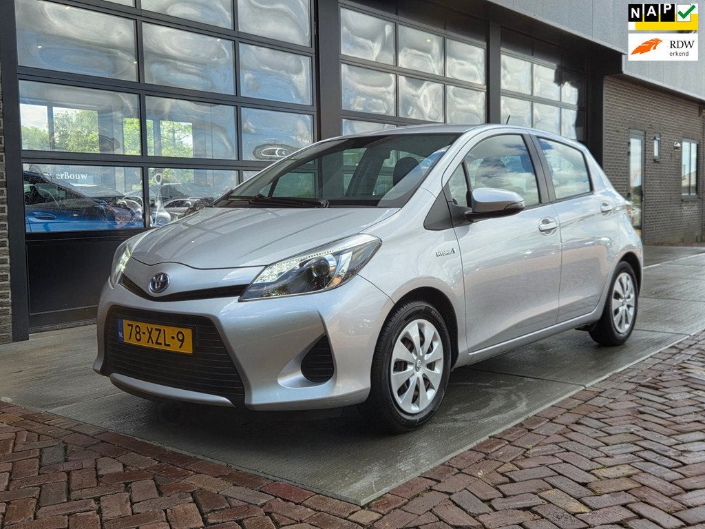Toyota Yaris 1.5 Full Hybrid Aspiration | Automaat, Euro 5, 1497 cc, Gebruikt, 49 €/maand