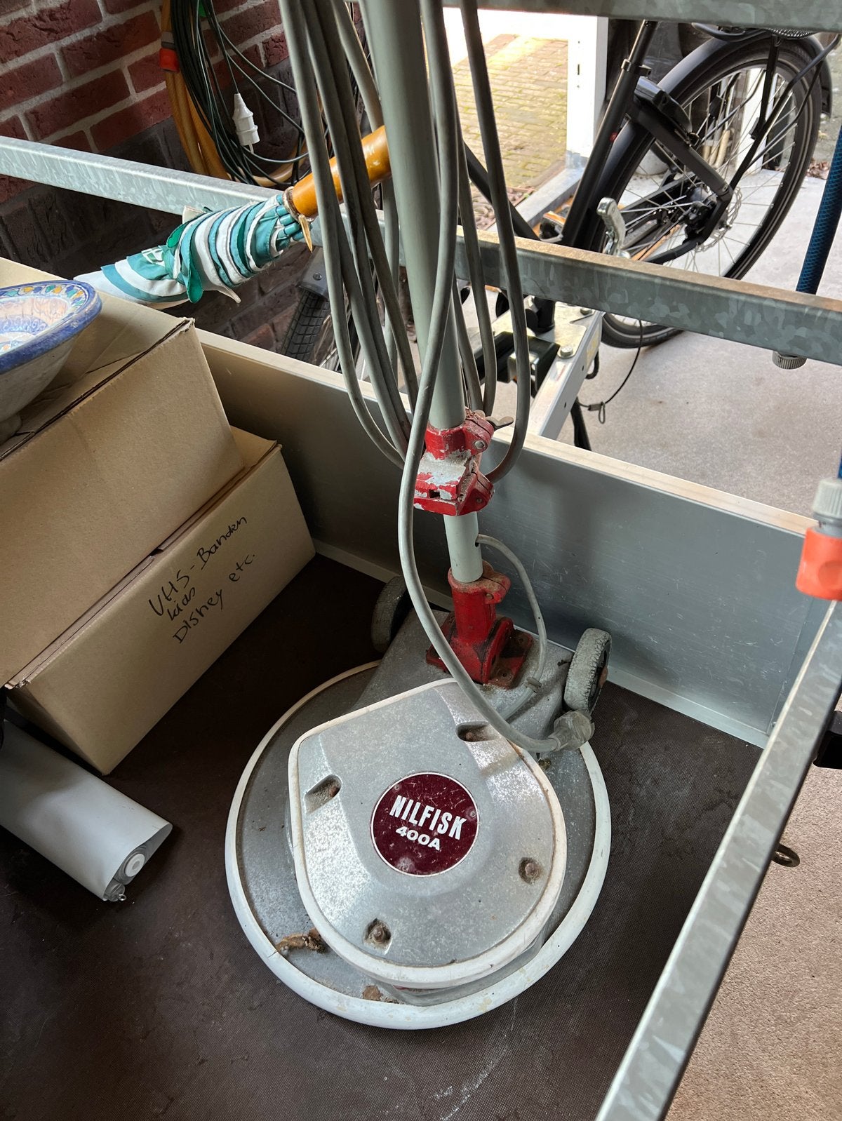Nilfisk 400A parket boenmachine, Ophalen, Overige typen