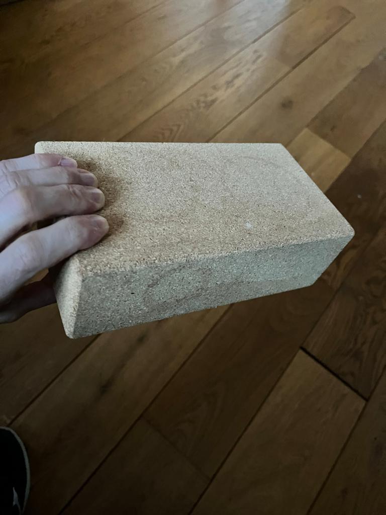 Yoga blok van kurk, Ophalen of Verzenden, Gebruikt, Yoga-accessoire