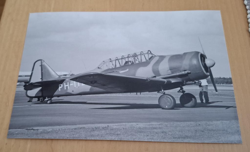 Foto van oud vliegtuig Kon. Luchtmacht, Verzenden, Luchtmacht, Nederland, Foto of Poster