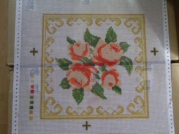 NIEUW stramien Rozen witte achtergrond. Verkoop ook DMC, Ophalen of Verzenden, Nieuw, Handborduren, Onderdeel of Toebehoren