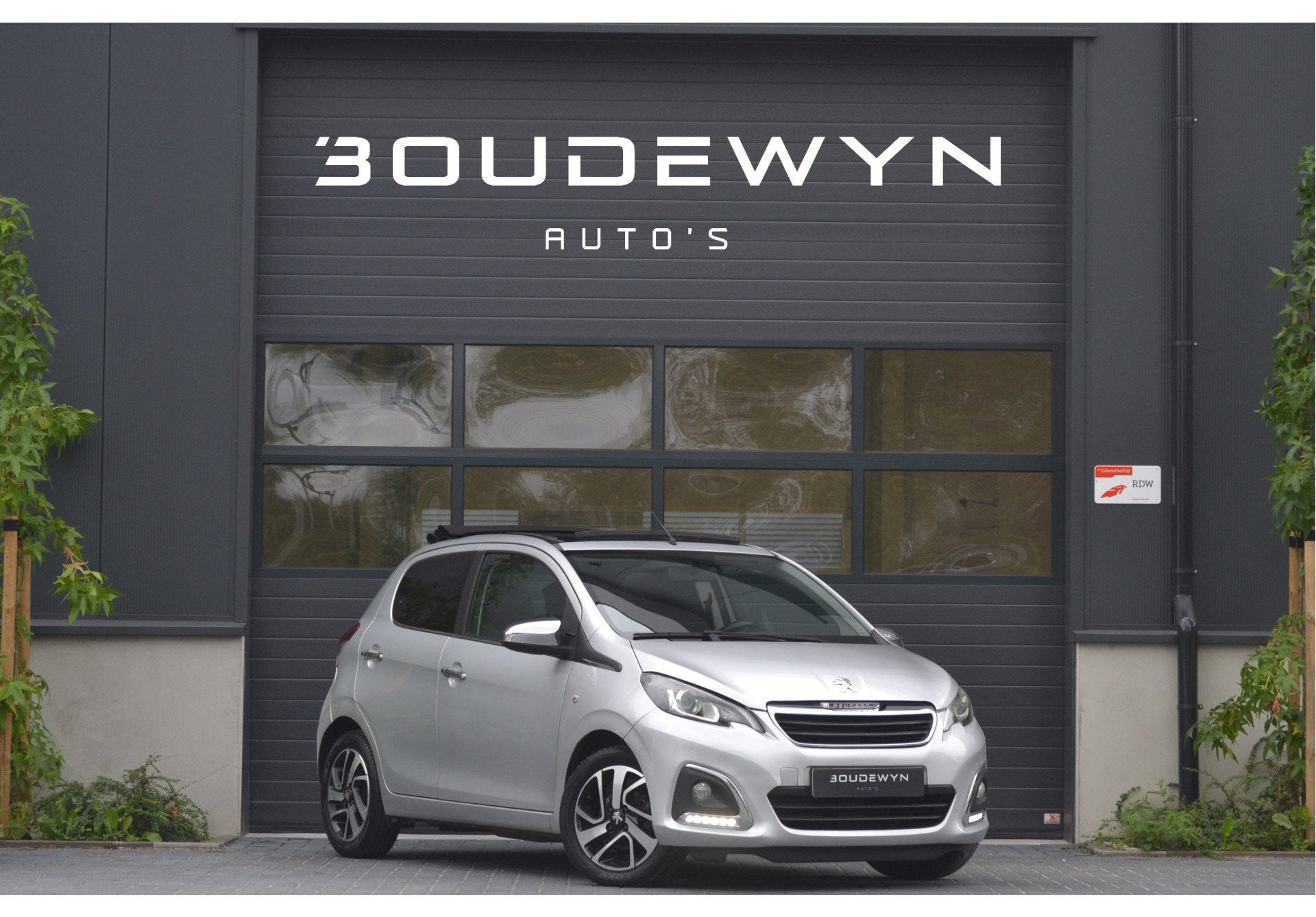 Peugeot 108 1.0 e-VTi Envy Cabrio | Bluetooth | Cruise Contr, Auto's, Voorwielaandrijving, Euro 6, 4 stoelen, Bedrijf