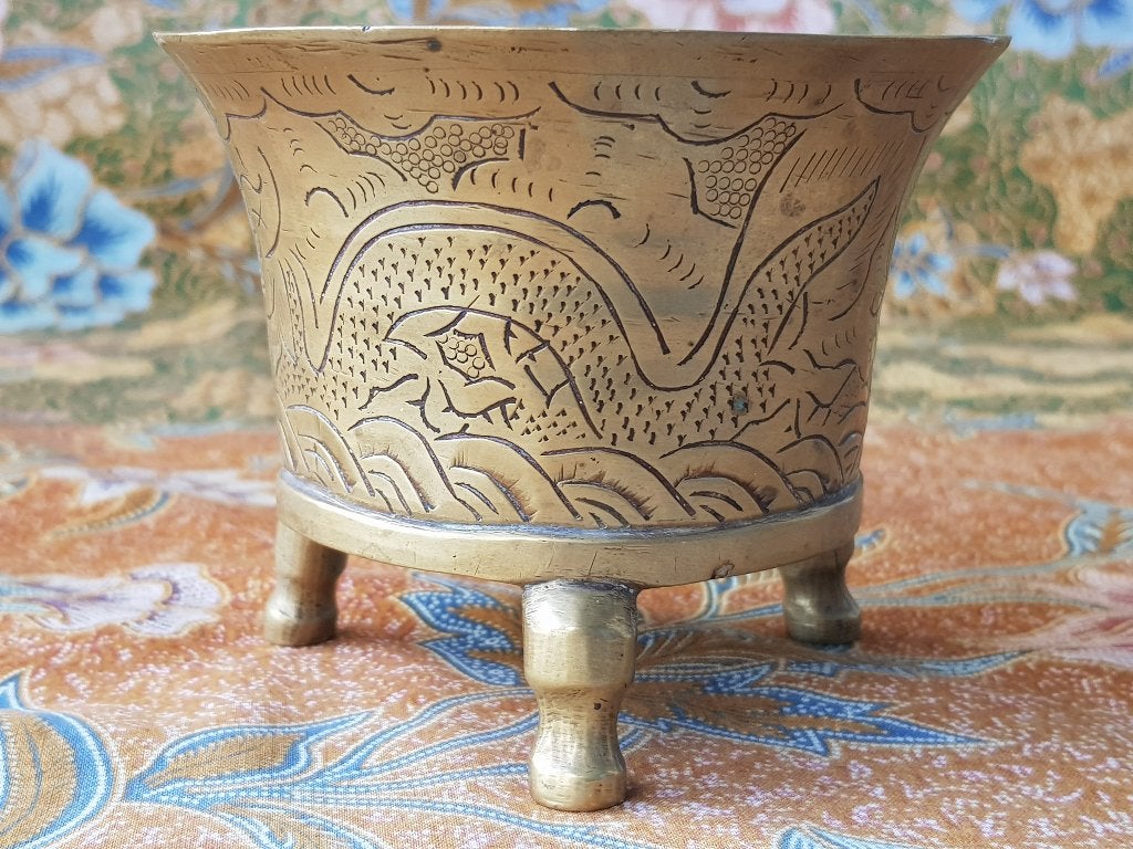 Mooie zware antieke Chinese wierookpot van koper 11 cm., Antiek en Kunst, Ritueel object, Handgemaakt, Ophalen of Verzenden, China