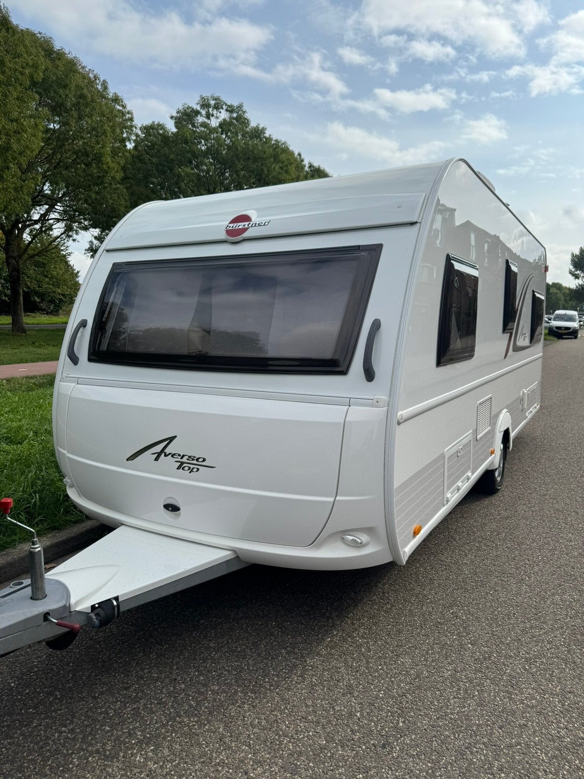 Burstner 465 TS averso 2018, Rondzit, Bedrijf, Bürstner, 5 tot 6 meter