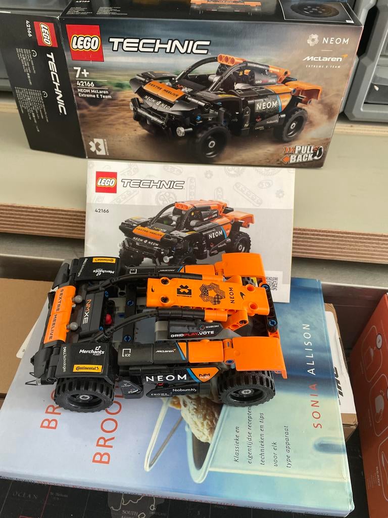 LEGO Technic NEOM McLaren Extreme E Team 42166, Ophalen of Verzenden, Gebruikt