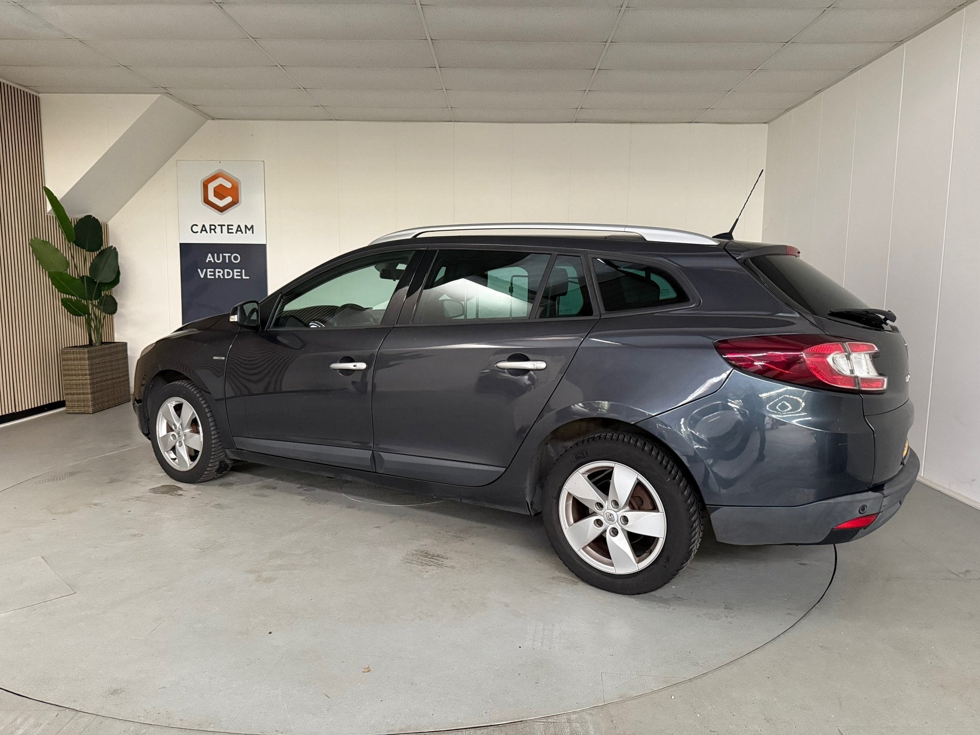 Renault Mégane Estate 1.4 TCe Bose Airco, Navigatie, LMV, Voorwielaandrijving, Euro 5, Gebruikt, 4 cilinders