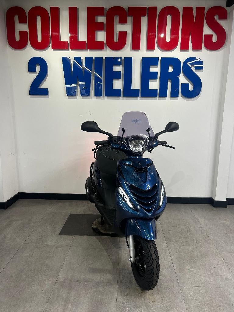Piaggio Zip 06-2023 Diamond Blue SP IN NIEUWSTAAT, Maximaal 45 km/u, Zip, Ophalen of Verzenden, Zo goed als nieuw