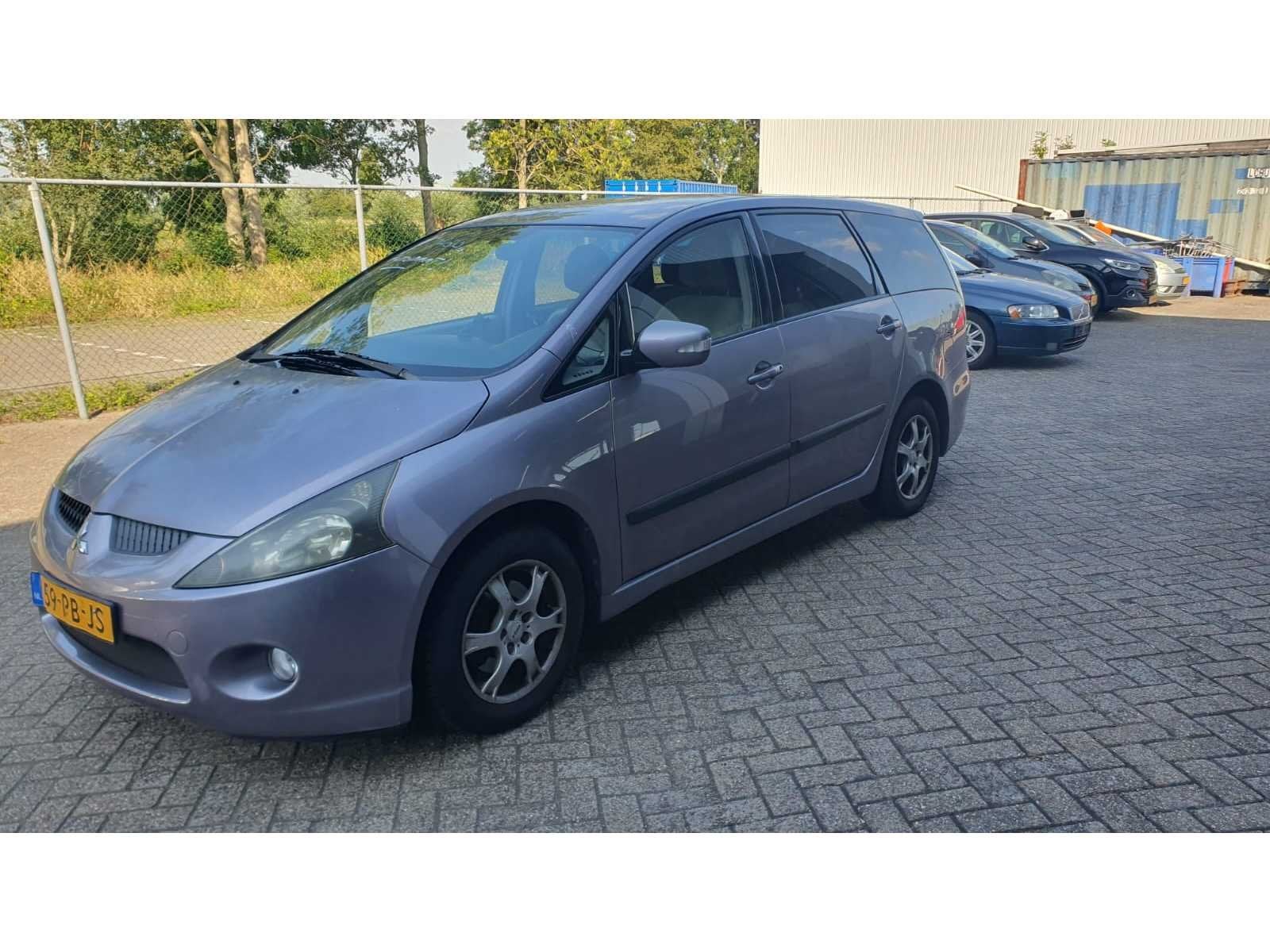 Mitsubishi Grandis 2.4 16V Intense automaat, 59-PB-JS, Auto's, Mitsubishi, Bedrijf, Grandis, Benzine, Euro 4, E, Stationwagon
