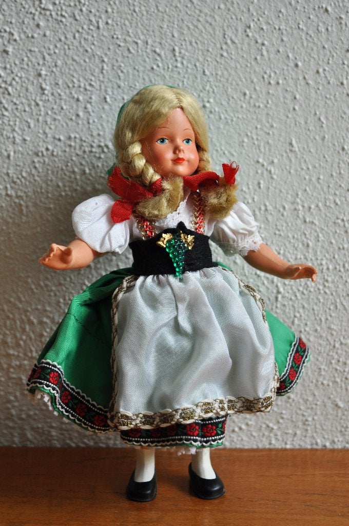 Oud Popje Pop Oostenrijk 21 cm, Verzamelen, Poppen, Ophalen of Verzenden, Gebruikt, Pop