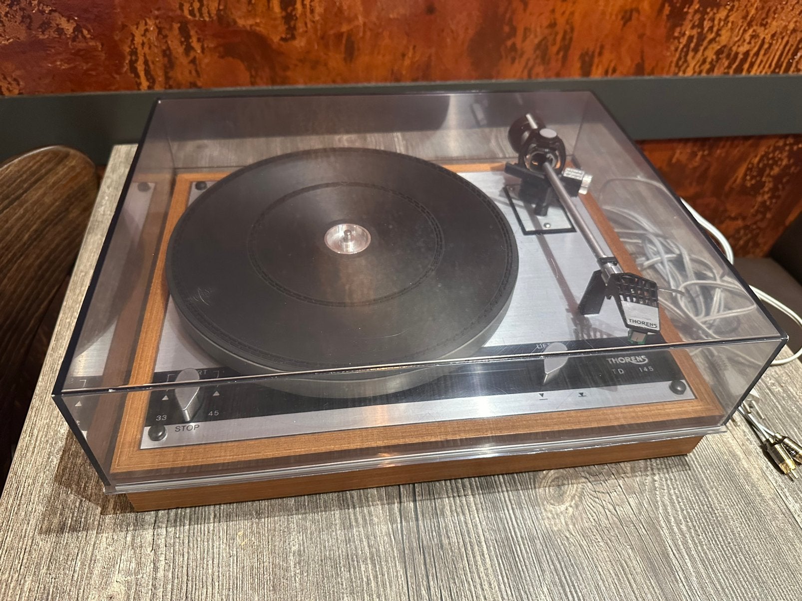 Thorens TD-145 met automatische afslag in prachtstaat, Audio, Tv en Foto, Platenspelers, Ophalen, Zo goed als nieuw, Platenspeler