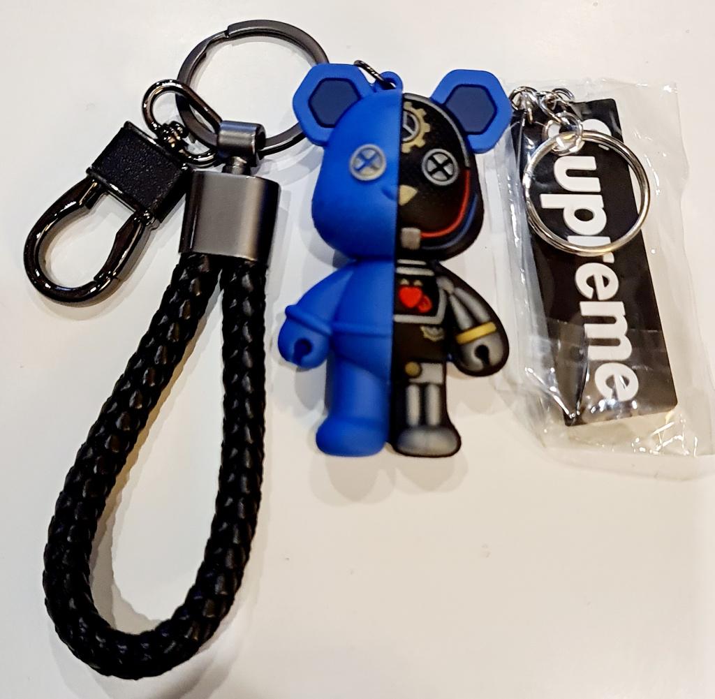 Supreme Sleutelhanger, Verzenden, Nieuw, Knuffel of Figuurtje