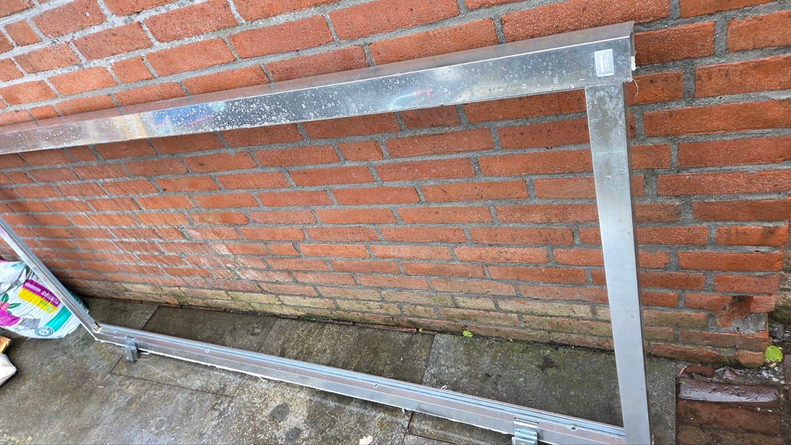 Douchecabine deur Bruynzeel, Ophalen