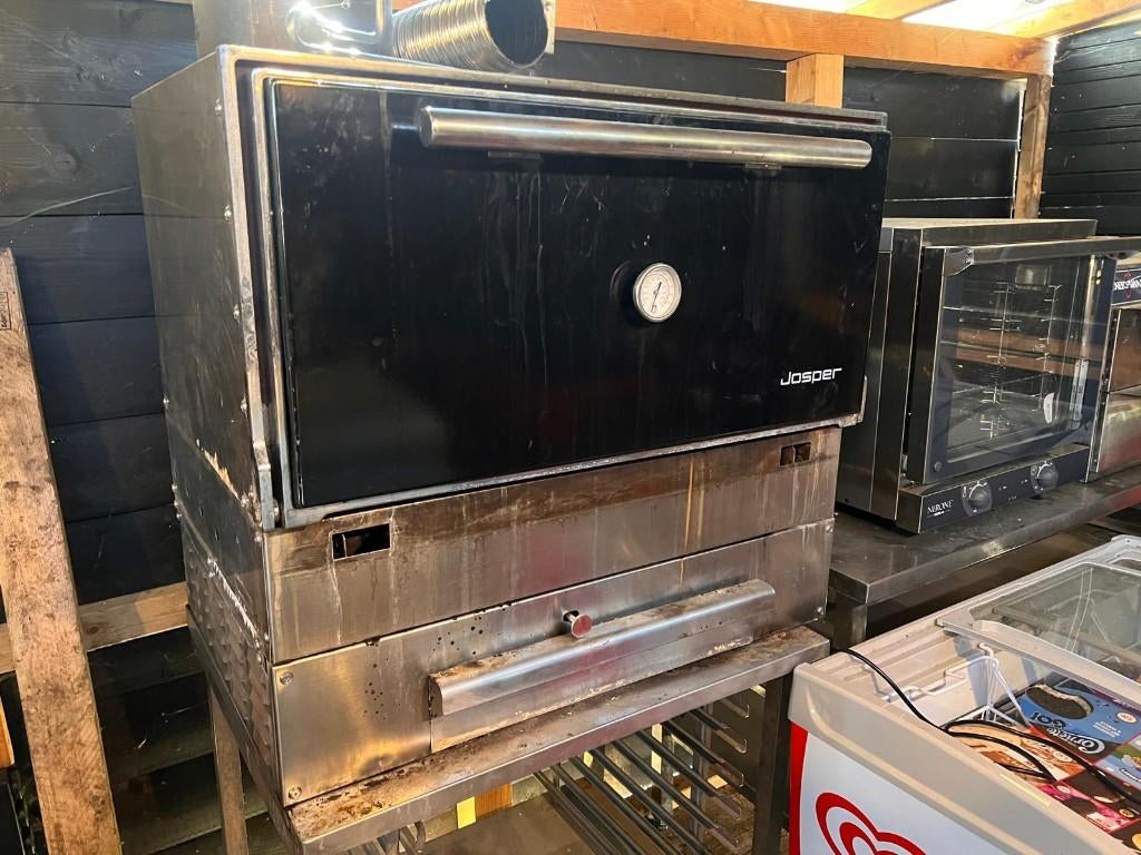 Occasion Josper houtskoolgrill, Ophalen, Gebruikt, Josper
