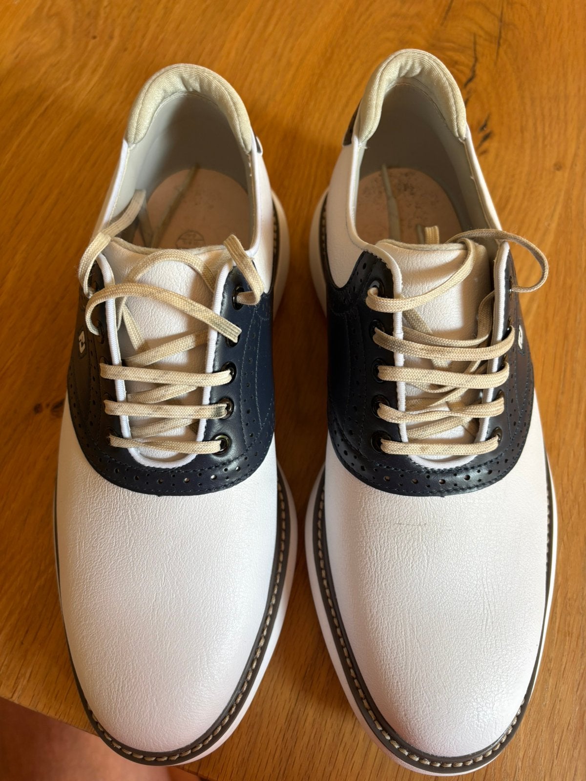 Footjoy golfschoenen op maat gemaakt maat 40 1/2 XW, Ophalen of Verzenden, Zo goed als nieuw, Schoenen