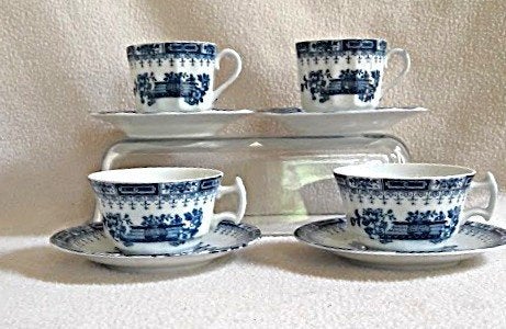 Set van 4 Antieke Blauw-Witte Porseleinen Kop en Schotels, Ophalen