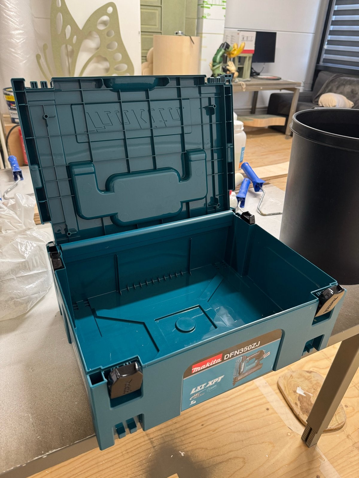 Makita DFN350ZJ LXT XPT Gereedschapskoffer, Ophalen of Verzenden, Nieuw, Gereedschapsopslag, Makita
