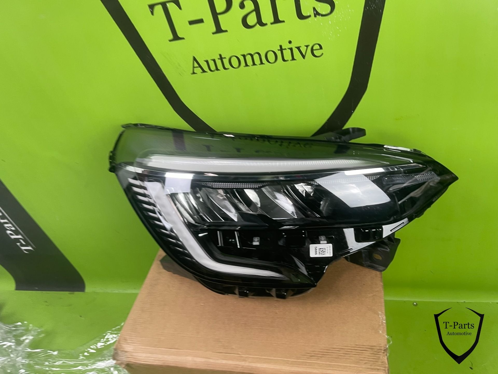 renault clio 5 rechts koplamp NIEUW 260104922R, Auto-onderdelen, Info@fabrikant.eu, Fabrikant BV, Renault, Nieuw