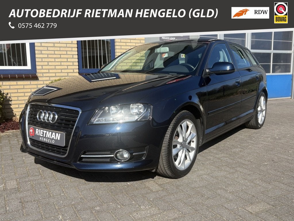 Audi A3 Sportback 1.2 TFSI Amb. PL.S. TREKHAAK-AIRCO-KETTING, Auto's, Audi, Automaat, Euro 5, Start-stop-systeem, Gebruikt