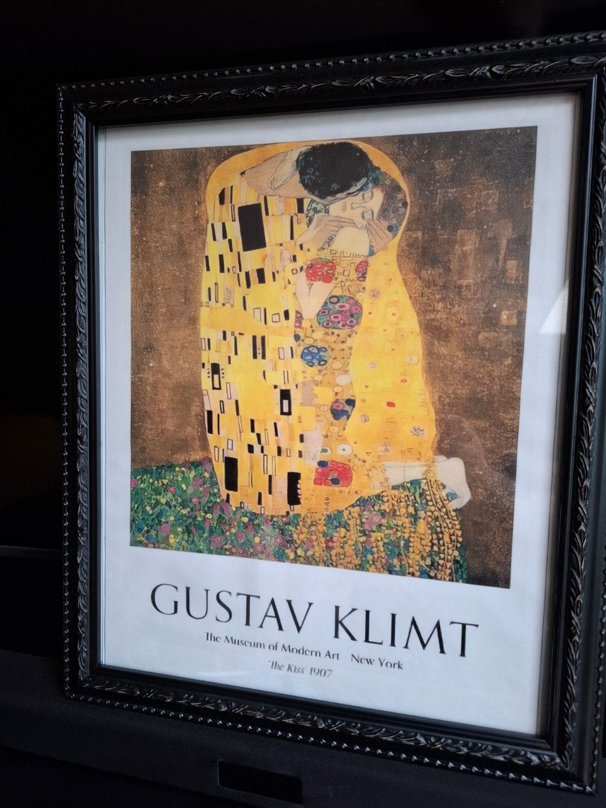 Museum poster 'De Kus' van Gustav Klimt - 45x35 cm, Ophalen of Verzenden, Minder dan 50 cm, Foto of Poster