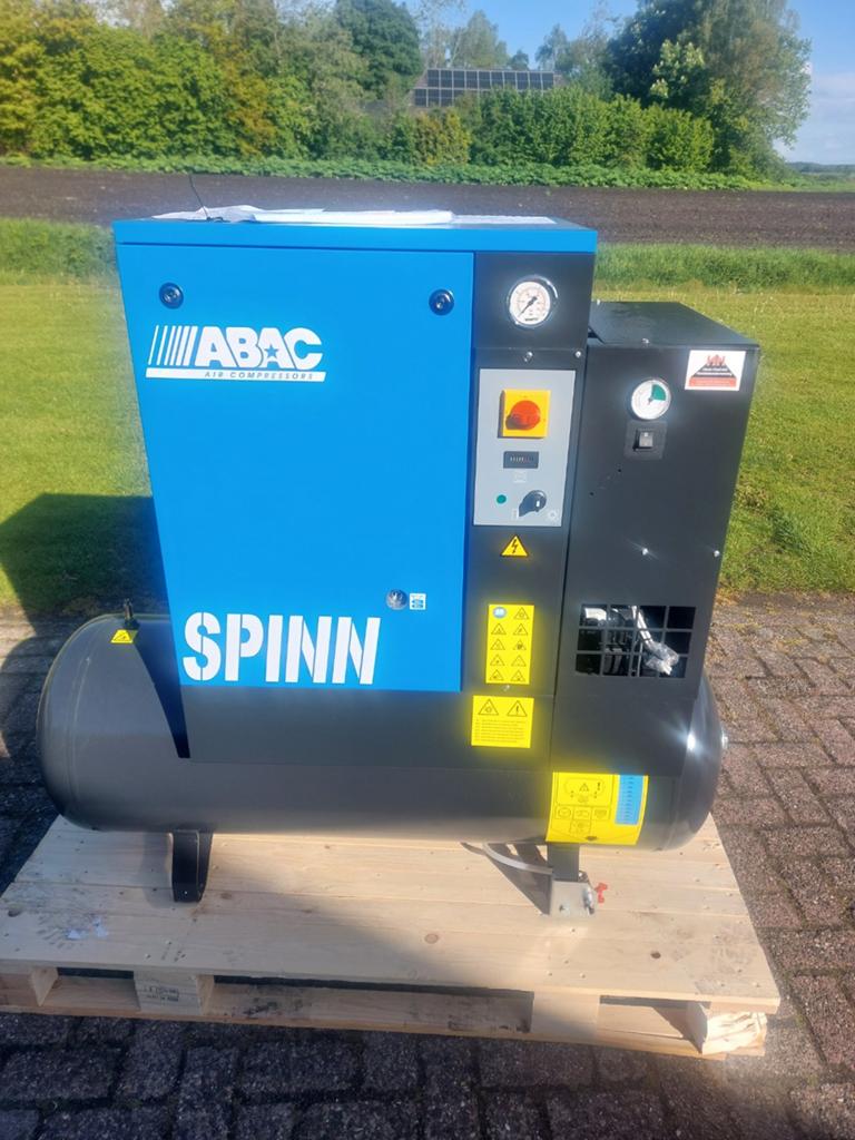 Schroefcompressor merk ABAC
