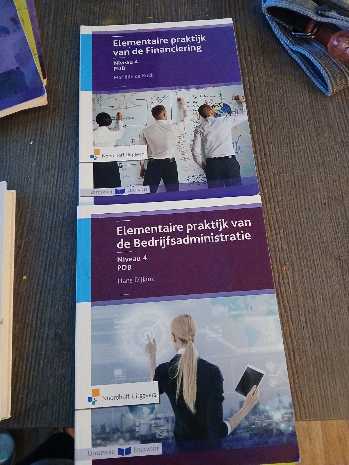 Basisboeken Praktijk Diploma Boekhouden, Gelezen, Ophalen of Verzenden, Bedrijfseconomie of M&O, Mariëlle de Kock, Hans Dijkink