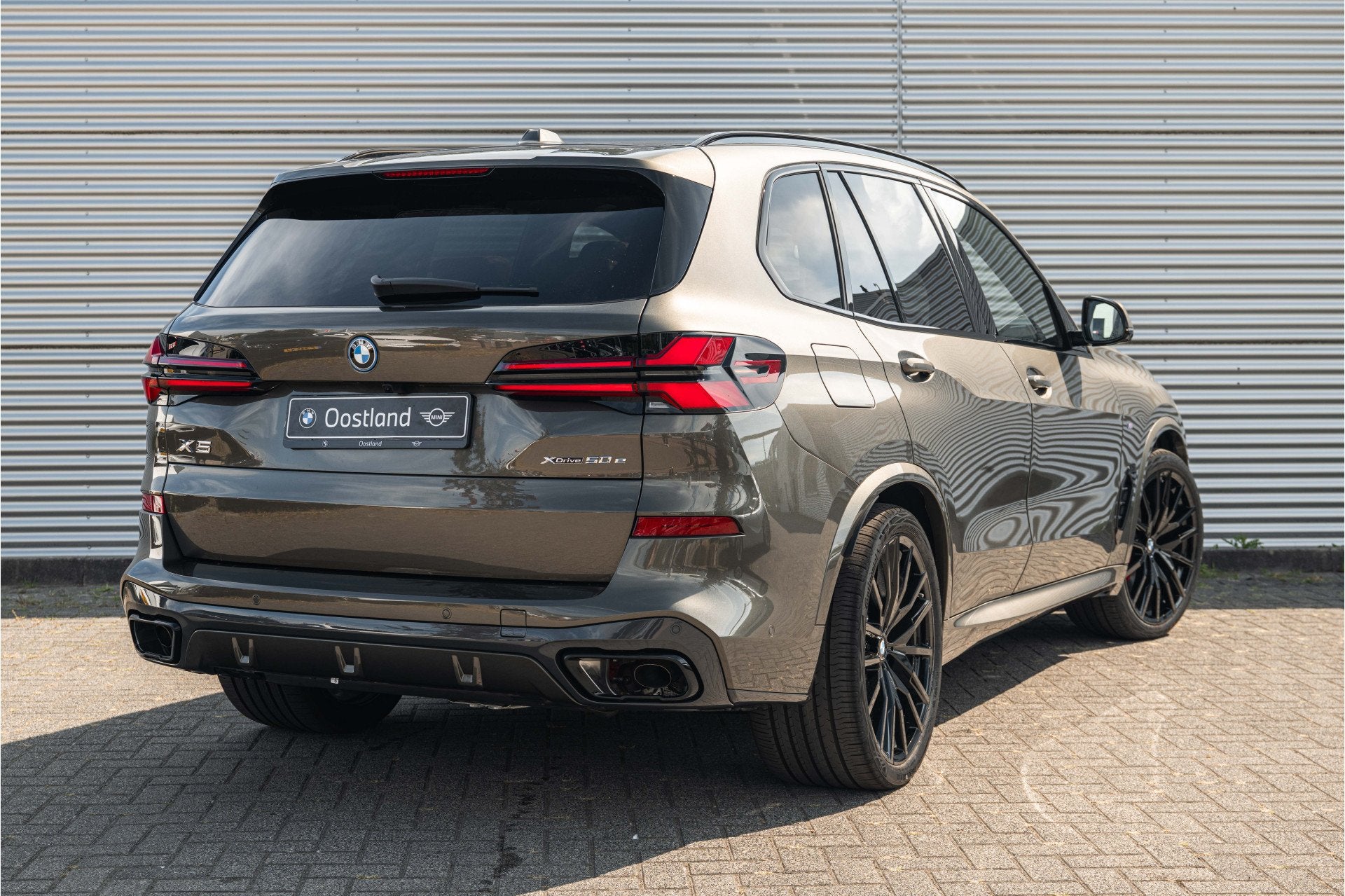 BMW X5 xDrive50e M Sport Automaat / Panoramadak Sky Lounge /, Automaat, Dealer onderhouden, X5, 2395 kg