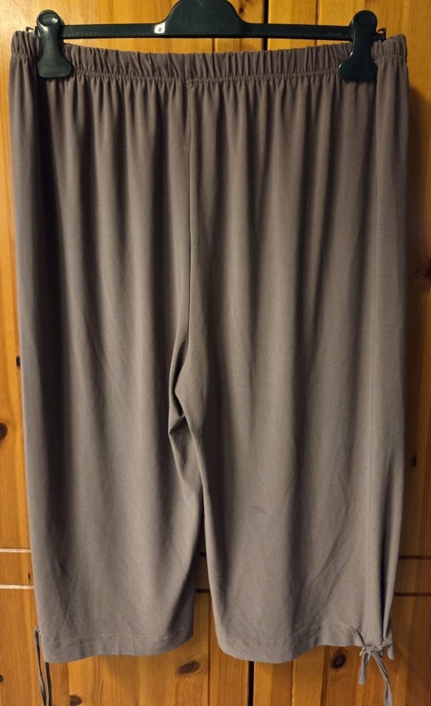 Magna dunne driekwart broek maat 56/58, Bruin, Ophalen of Verzenden, Magna, Gedragen