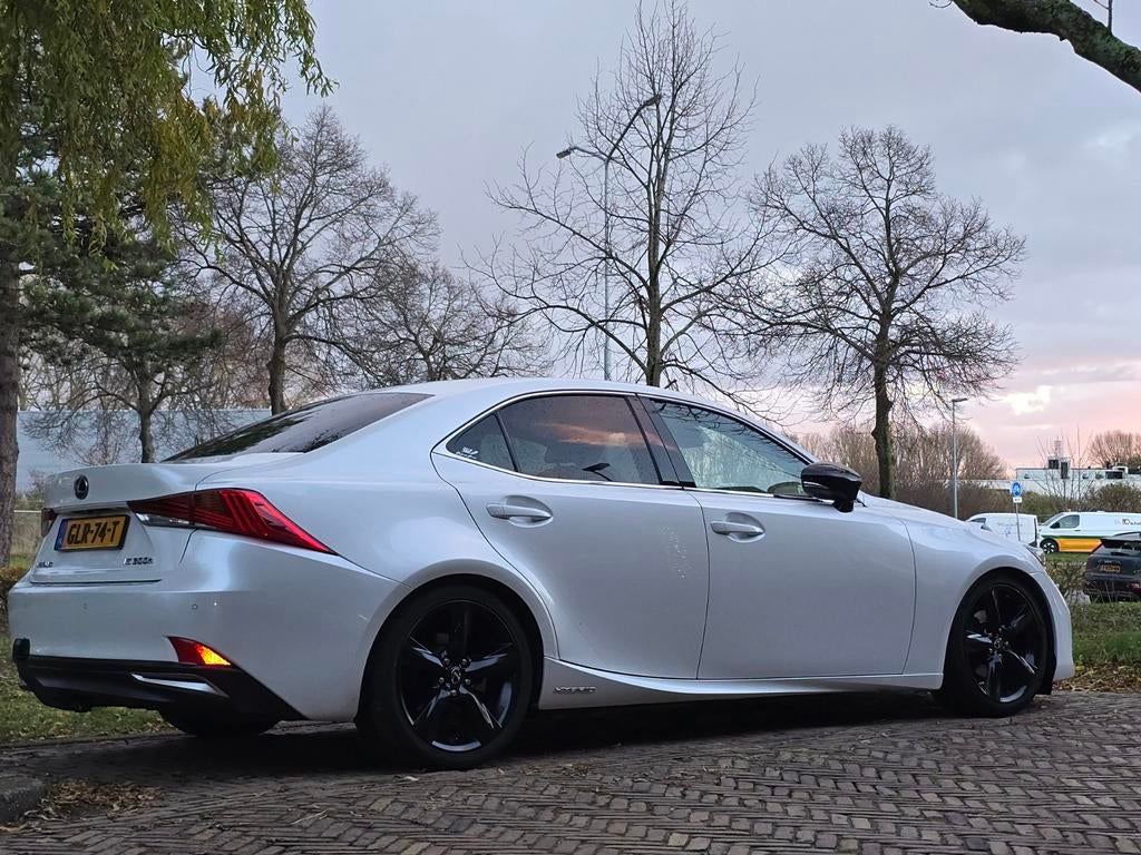 Lexus IS 300h facelift sport line 2017., Auto-onderdelen, Ophalen, Toyota