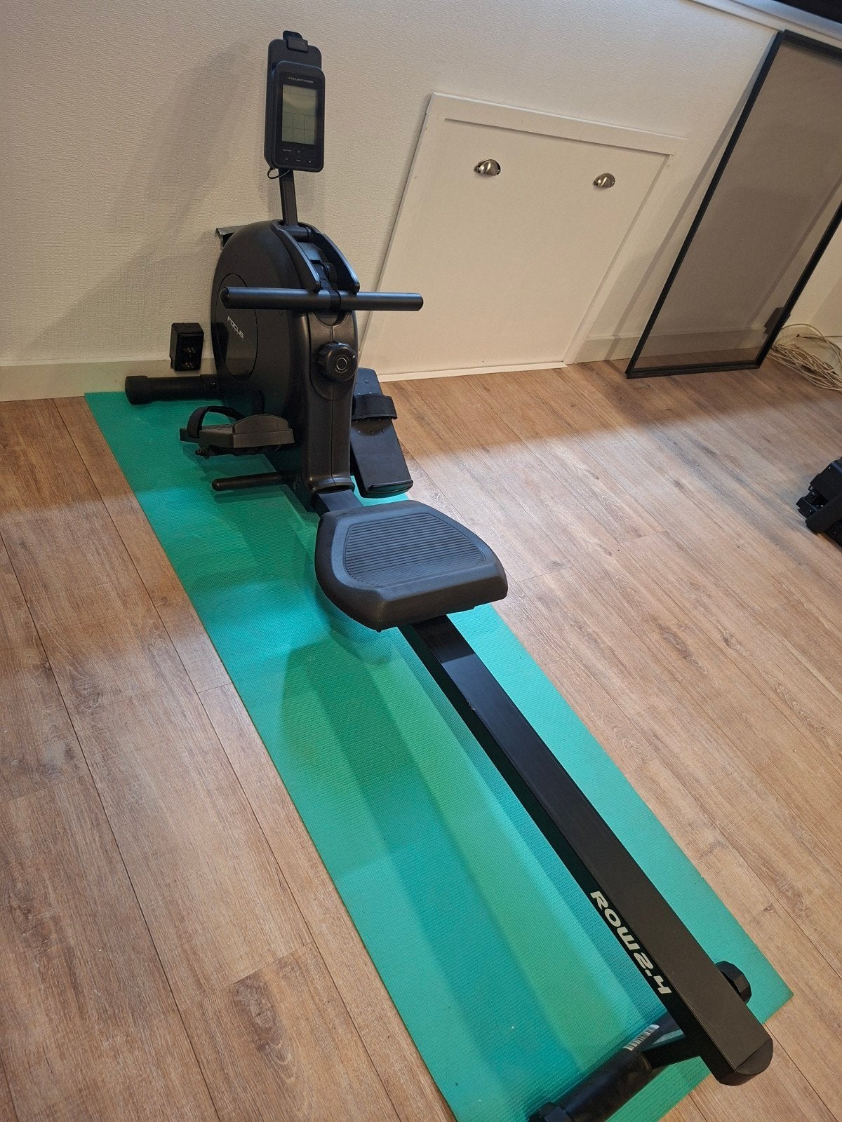 Focus Fitness Roeitrainer ROW 2.4 - Zo goed als nieuw, Sport en Fitness, Ophalen, Zo goed als nieuw, Metaal, Roeitrainer