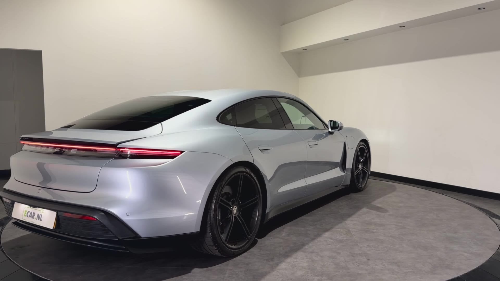 Porsche Taycan Performance 84 kWh | Performance accu Plus |, Auto's, Porsche, Achterwielaandrijving, Gebruikt, 4 stoelen, Automatische klimaatregeling