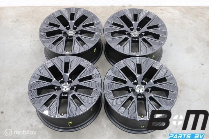 NIEUWSTAAT! Org 21 inch RS velgen Audi Q8 E-tron 4KE601025AL, Auto-onderdelen, Gebruikt, Velg(en)