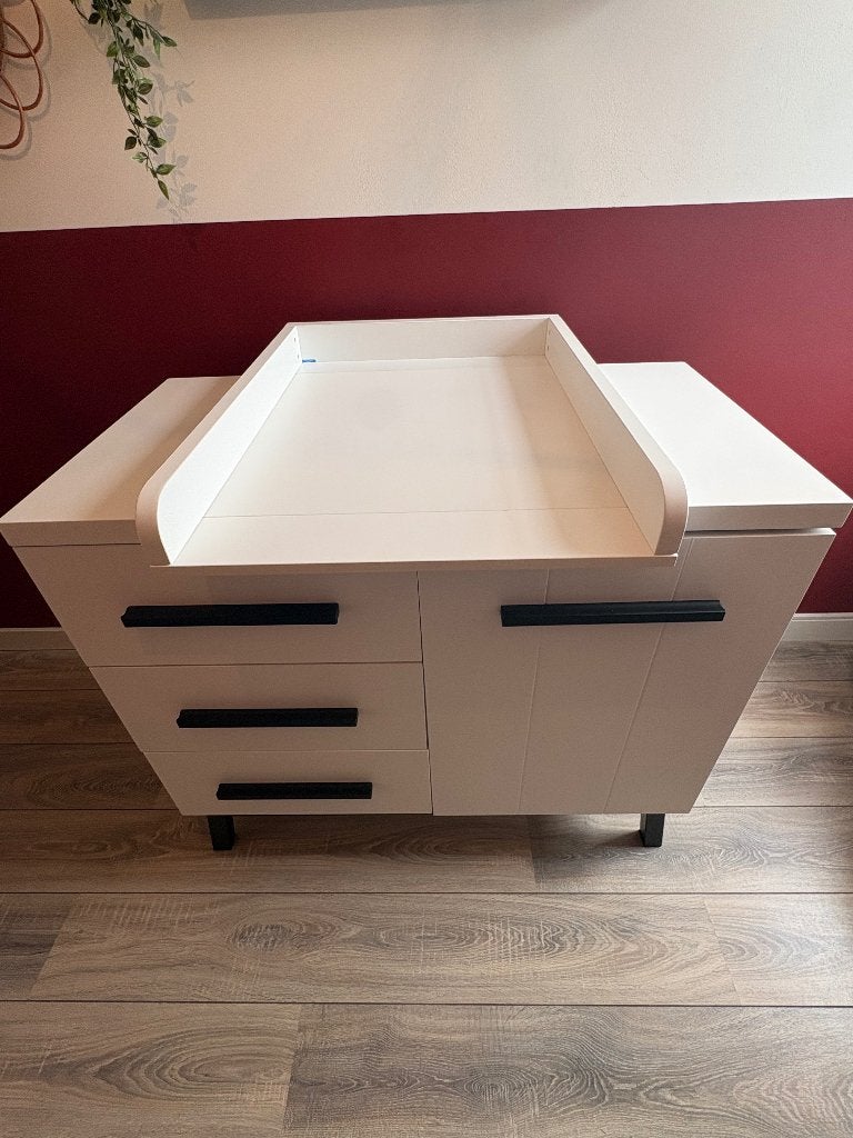 Commode met commodeblad Interbaby Star Too, Kinderen en Baby's, Kinderkamer | Commodes en Kasten, Gebruikt, Commode, 90 tot 105 cm