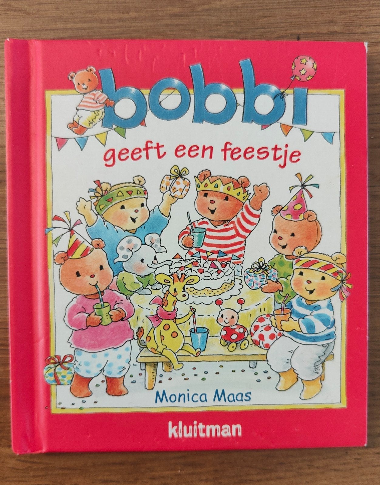 bobbi geeft een feestje, Ophalen of Verzenden, Gelezen, Monica Maas