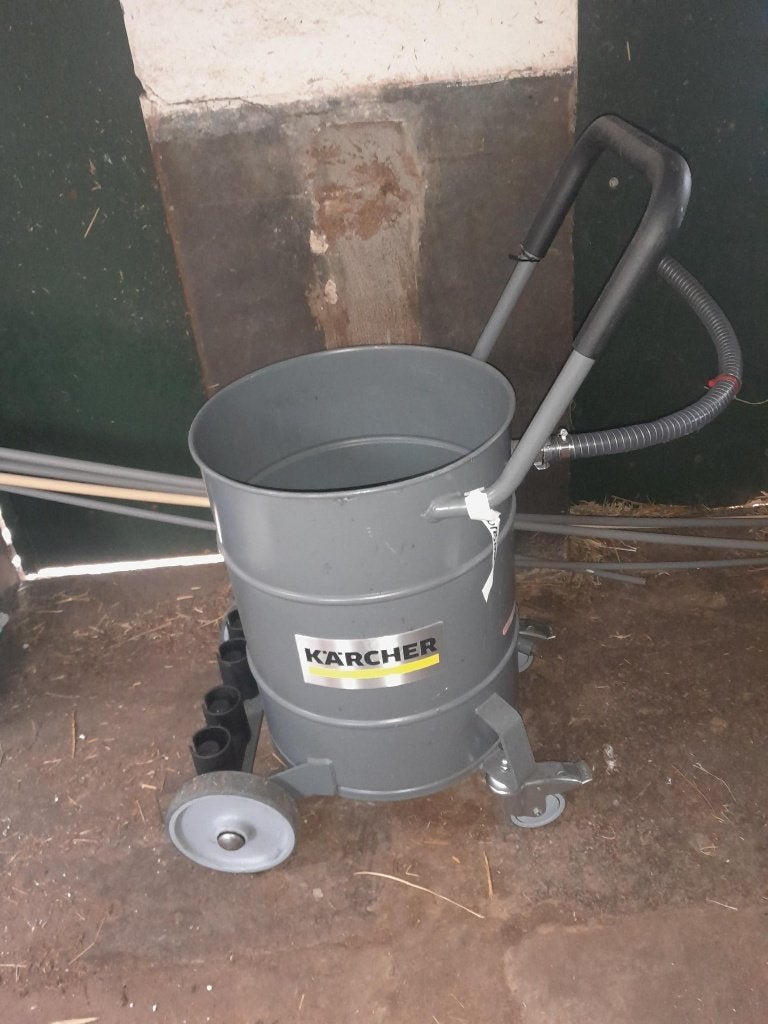 Te koop: stofzuiger ketel IV Karcher container,, Doe-het-zelf en Verbouw, Ophalen of Verzenden, Zo goed als nieuw