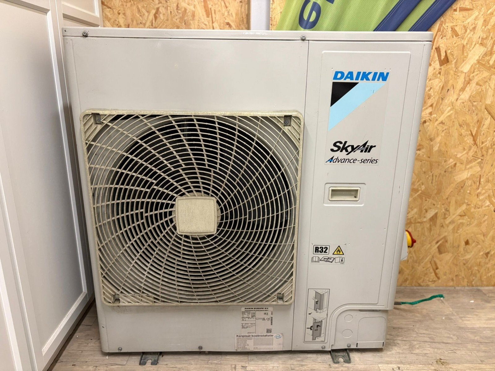 Daikin SkyAir Advance-Series R32 Airco buitenunit, Ophalen, Energieklasse A of zuiniger, Wandairco, Gebruikt
