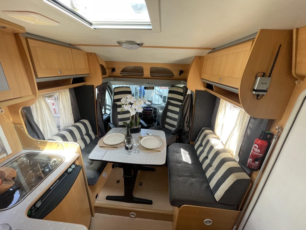 Dethleffs Advantage T5801 FRANSBED FACE TO FACE INRUILKOOPJE, Caravans en Kamperen, Fiat, 6 tot 7 meter, Bedrijf, Hordeur