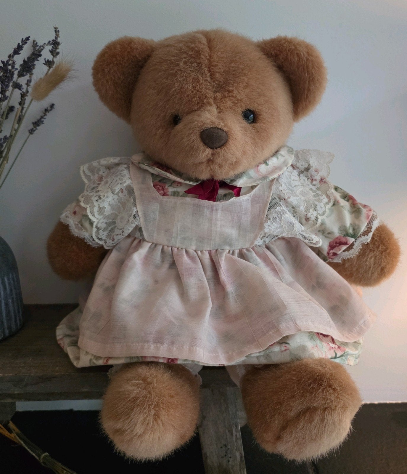 Teddybeer met bloemenjurk – 30 cm, Ophalen of Verzenden, Zo goed als nieuw, Stoffen beer, Overige merken