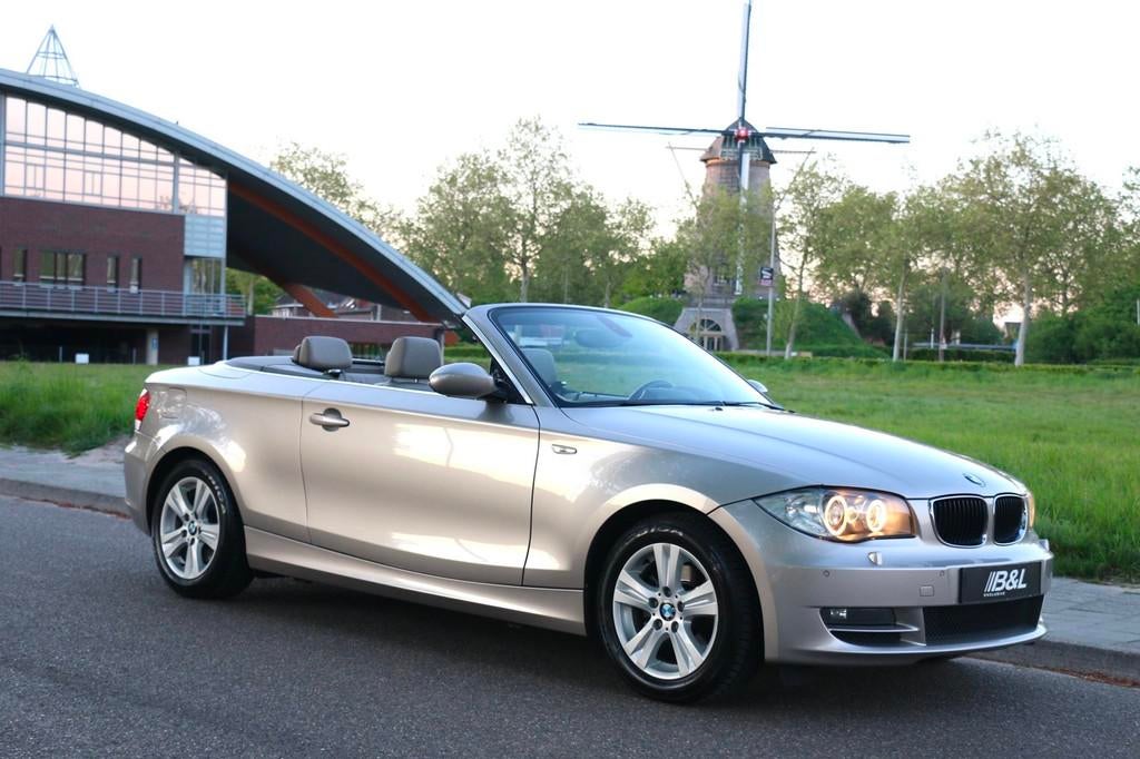BMW 1-serie Cabrio 118i Cabriolet Aut 143Pk Full Option 1e e, Achterwielaandrijving, Beige, Cabriolet, 4 stoelen